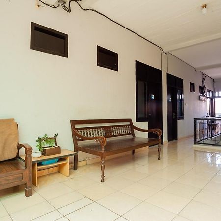 Reddoorz Near Margonda Raya Hotel Depok Eksteriør billede